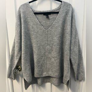 Forever 21 Grey V-Neck Sweater